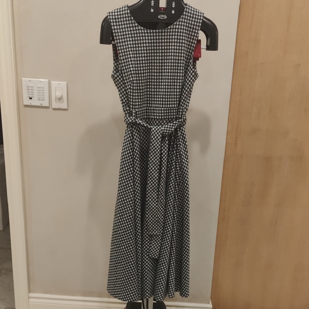 Calvin Klein Black and White A-Line Midi Dress with Cap Sleeves